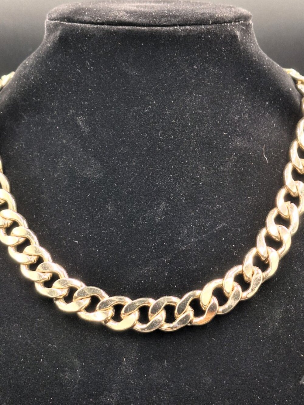 Chunky Gold Chain Necklace